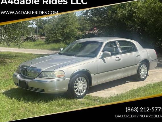 LINCOLN TOWN CAR 2007 1LNHM81V87Y619047 image